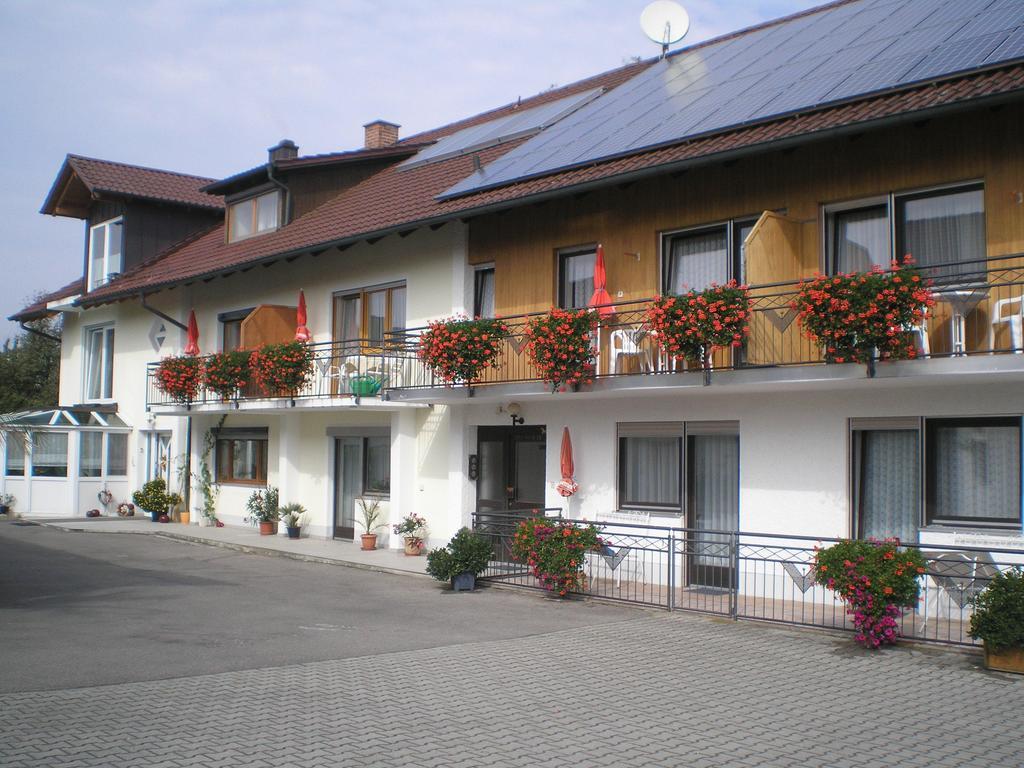Vogloeder Hof Hotel Bad Fussing Bagian luar foto